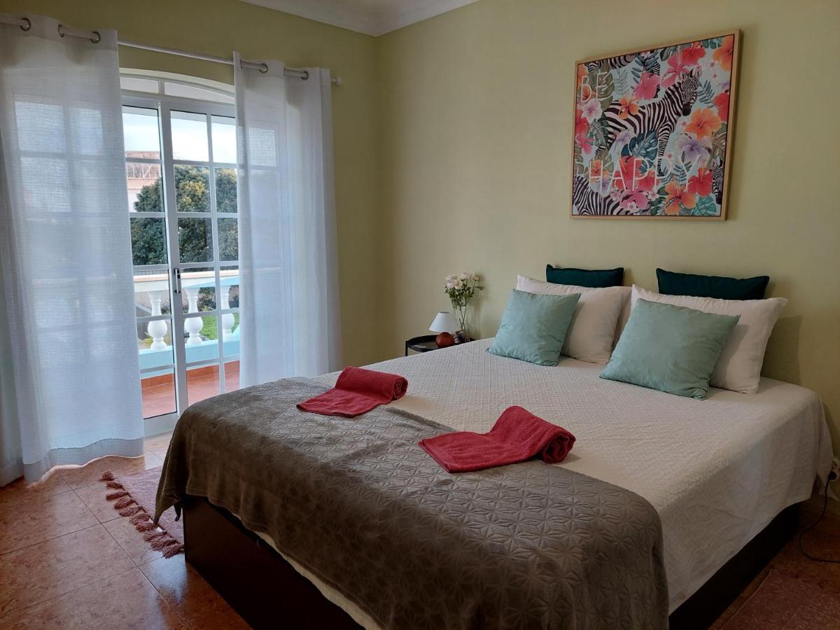 Margot: Grande Moradia Com Piscina Villa *