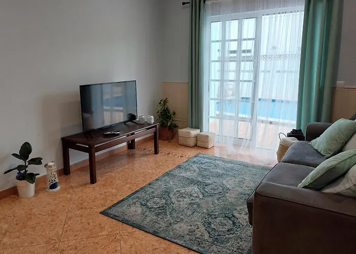 Villa Margot: Grande Moradia Com Piscina