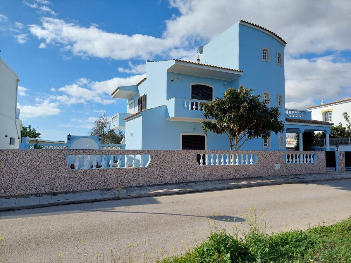 Villa Margot: Grande Moradia Com Piscina Olhao