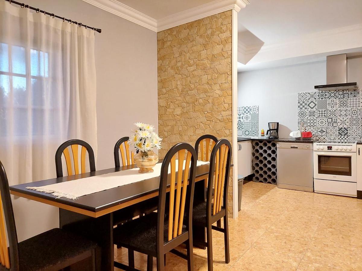Margot: Grande Moradia Com Piscina Villa *