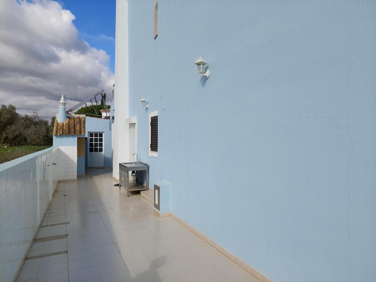 Margot: Grande Moradia Com Piscina