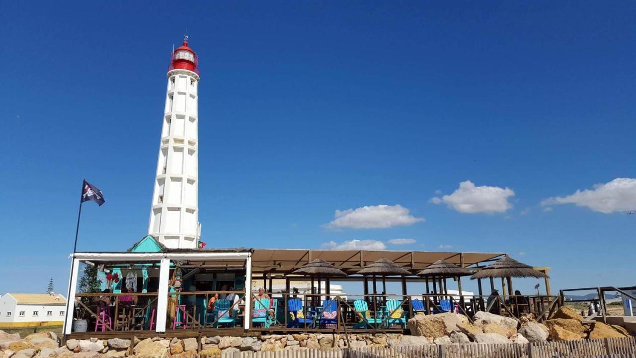 Margot: Grande Moradia Com Piscina Olhao